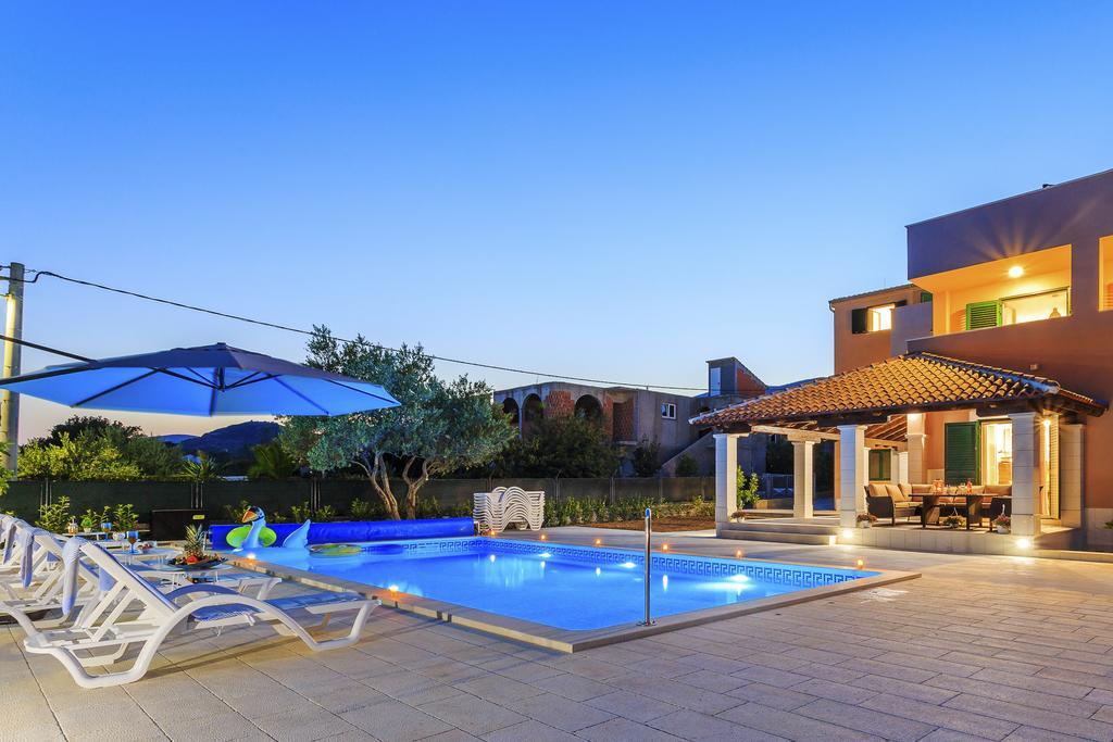 Villa Rusula Rudine  외부 사진