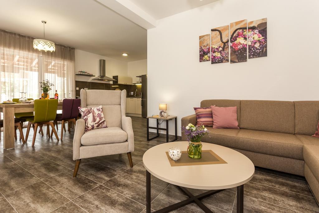 Villa Rusula Rudine  외부 사진