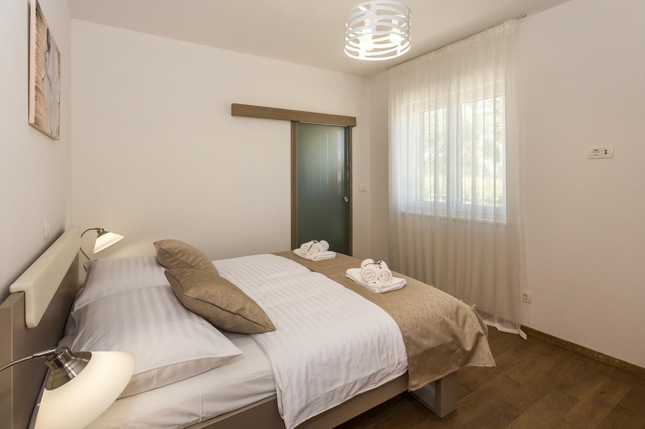 Villa Rusula Rudine  외부 사진